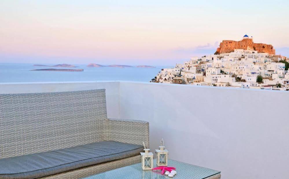Oneiro Luxury Suites-adults Only Apartment